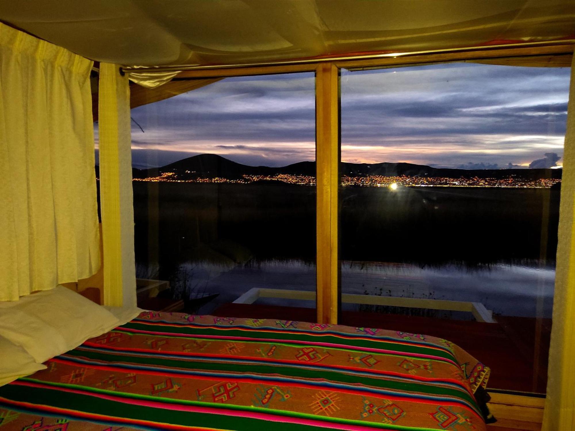 Los Uros Пуно Экстерьер фото