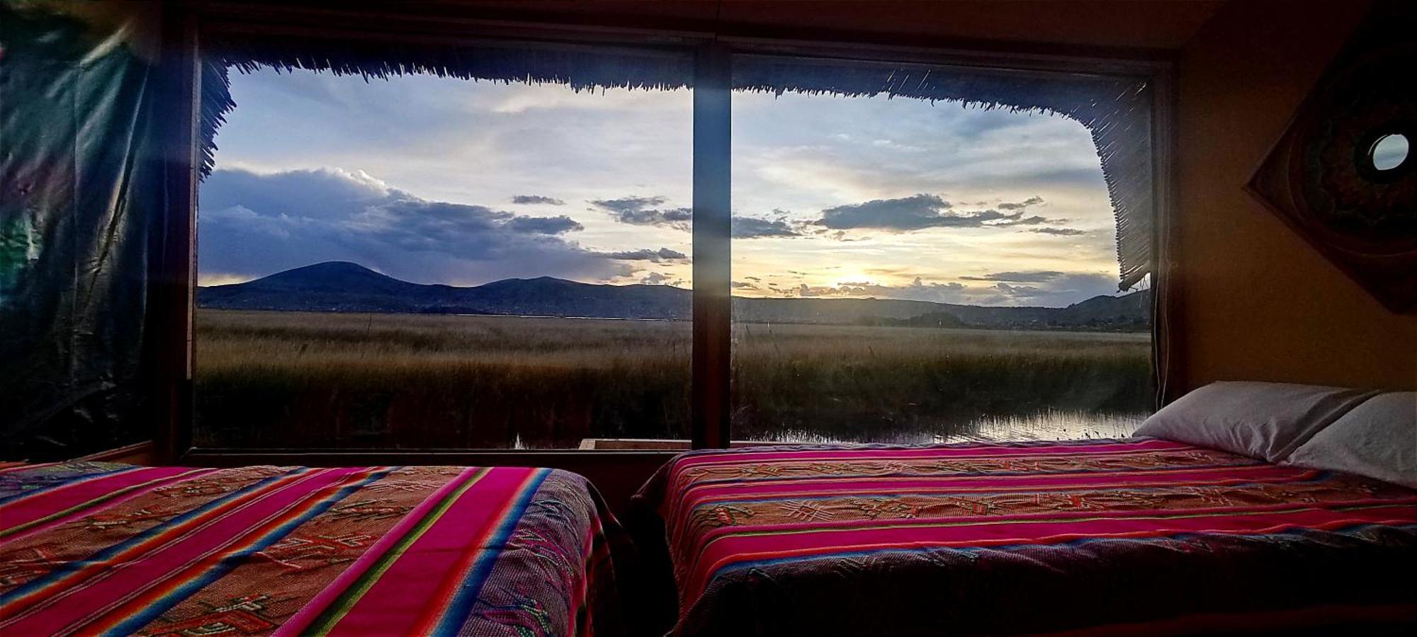 Los Uros Пуно Экстерьер фото