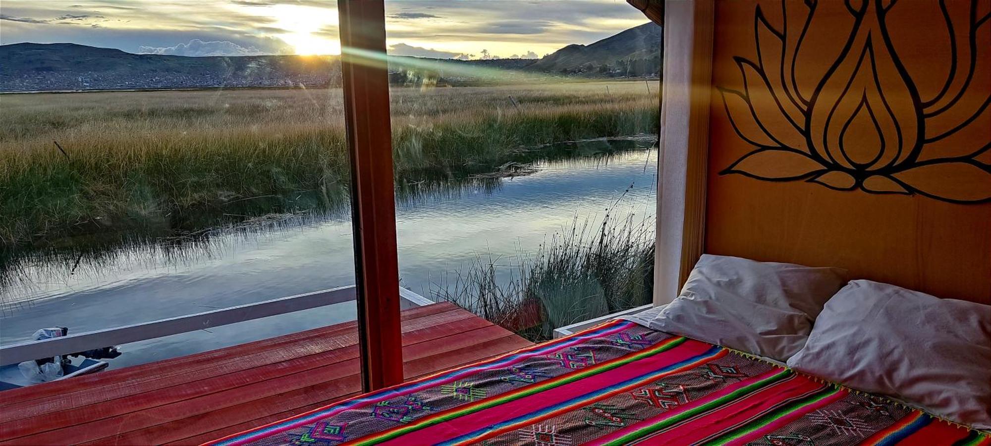 Los Uros Пуно Экстерьер фото